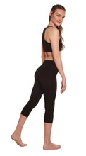 Load image into Gallery viewer, Women's Bamboo Viscose/Cotton Capri Style Leggings
