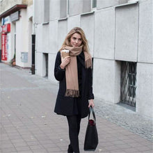 Load image into Gallery viewer, Women's Cashmere Wool Scarf
