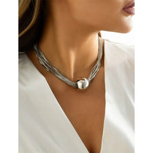 Load image into Gallery viewer, Women's Contemporary Street Geometry Necklace
