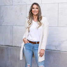 Load image into Gallery viewer, Women's Long-Sleeved Soft Chunky Knitted Sweater
